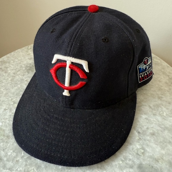 New Era Minnesota Twins Inaugural Season 2010 MLB Hat - Picture 1 of 6